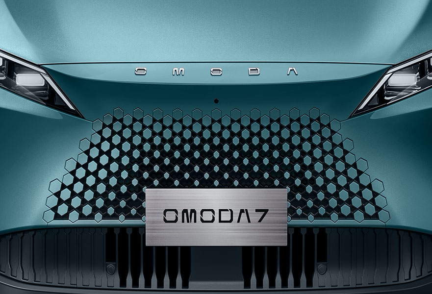 Omoda 7 Tasarım - X Formlu Ön Izgara